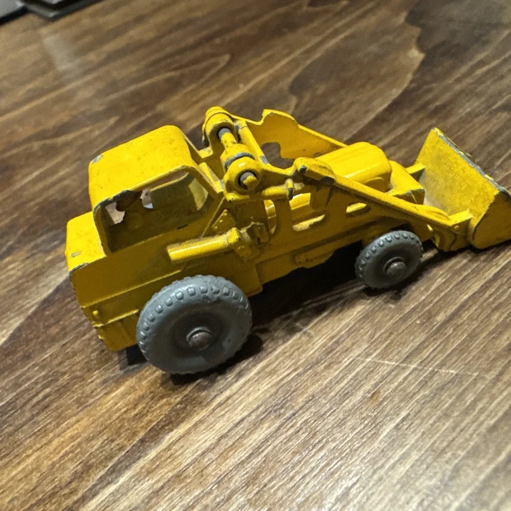 VINTAGE Moko Lesney Matchbox No 24 Weatherill Hydraulic
